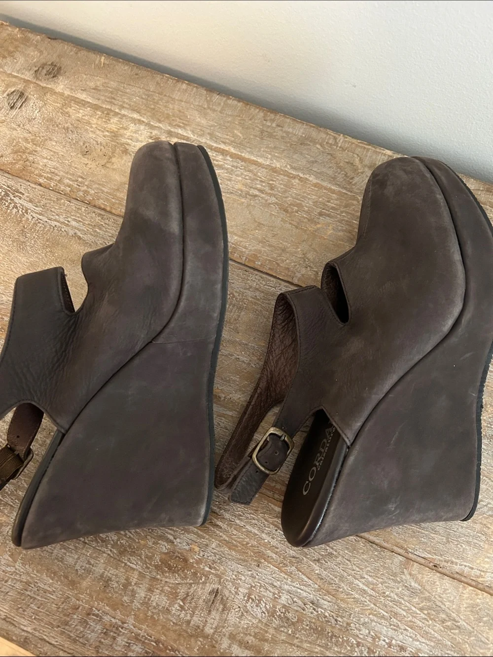 Cordani Calzature wedge heel size 38 women  Good condition